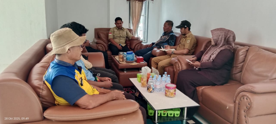 Musyawarah Rencana Perbaikan jembatan penghubung antara Desa Sebakung Taka dan Desa Sumber Sari